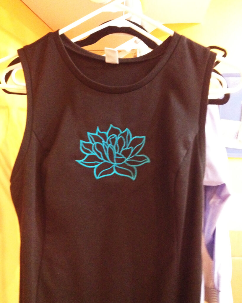 centered design: lotus flower embroidery design