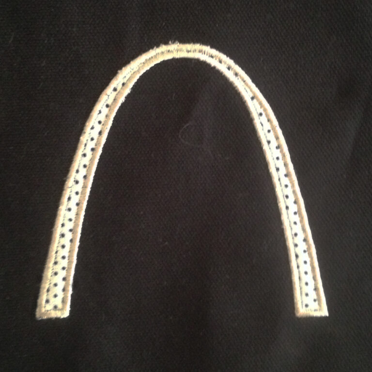 St. Louis Arch machine embroidery and appliqué designs in several sizes and styles. Machine