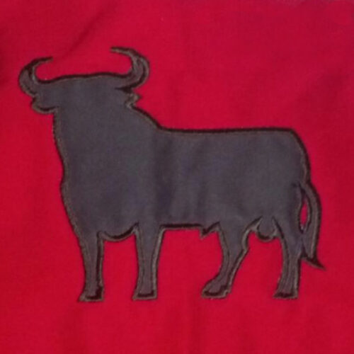 Bull applique design in four sizes. Evoke Spanish culture with this