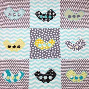 Chinook helicopter applique designs in 3 different sizes, also known as  CH-46 Sea Knight  or CH-47 Marine helicopter