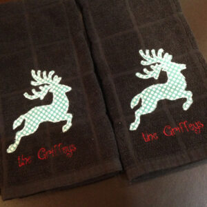 Leaping reindeer machine appliqué and embroidery designs.  Eight different sizes and styles – perfect for holiday gifts.