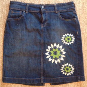 Modern, abstract and bold flower machine embroidery design inspired by a graphic in Thailand. In 2 sizes