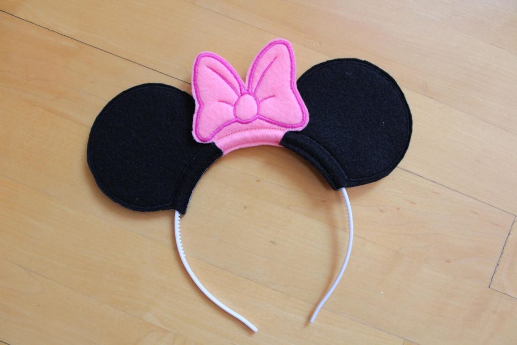 in-the-hoop minnie mouse ears from Snugabee