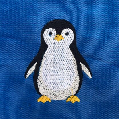 penguin machine embroidery design