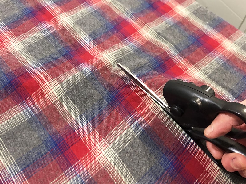 cutting the fabric for the infinity scarf