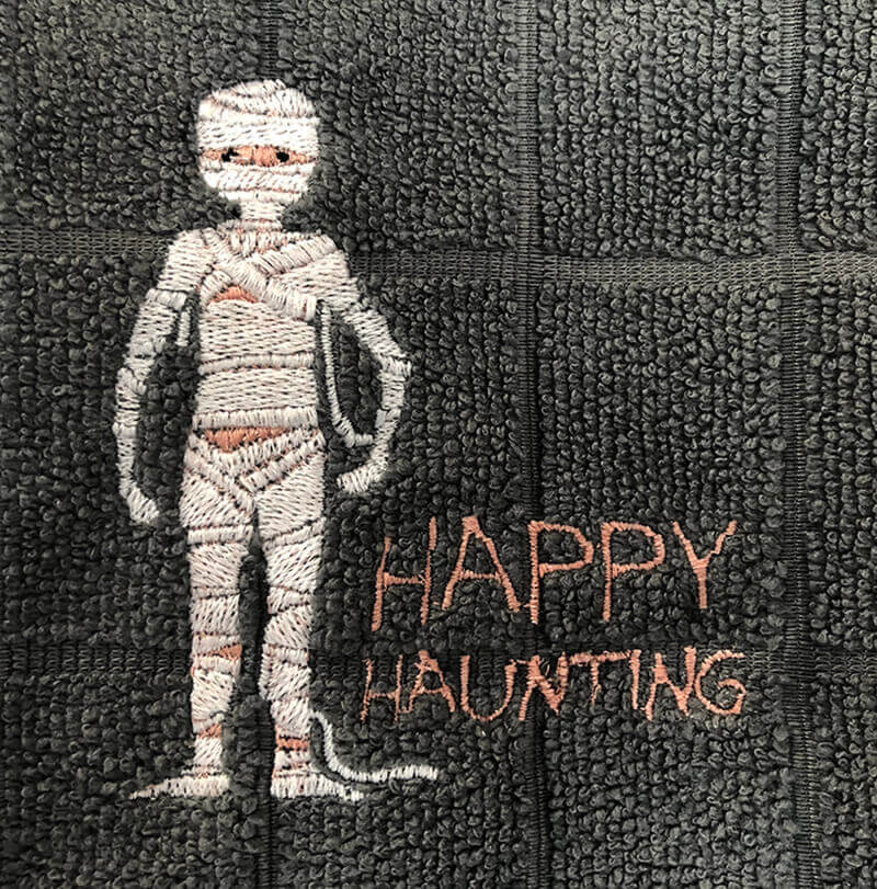 happy haunting - free Halloween embroidery design