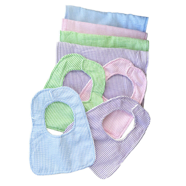 Seersucker burp cloth and bib set Machine Embroidery Geek