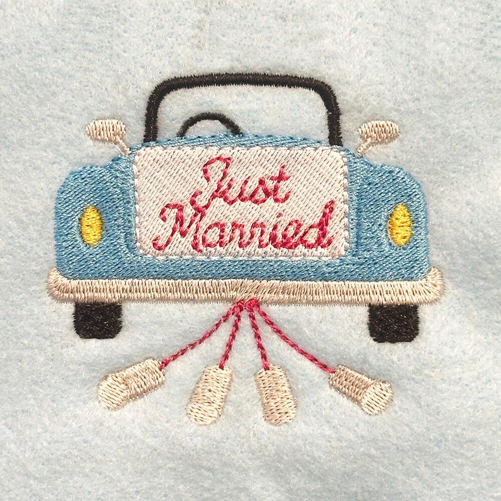 Just Married on Old Car Embroidery Design
